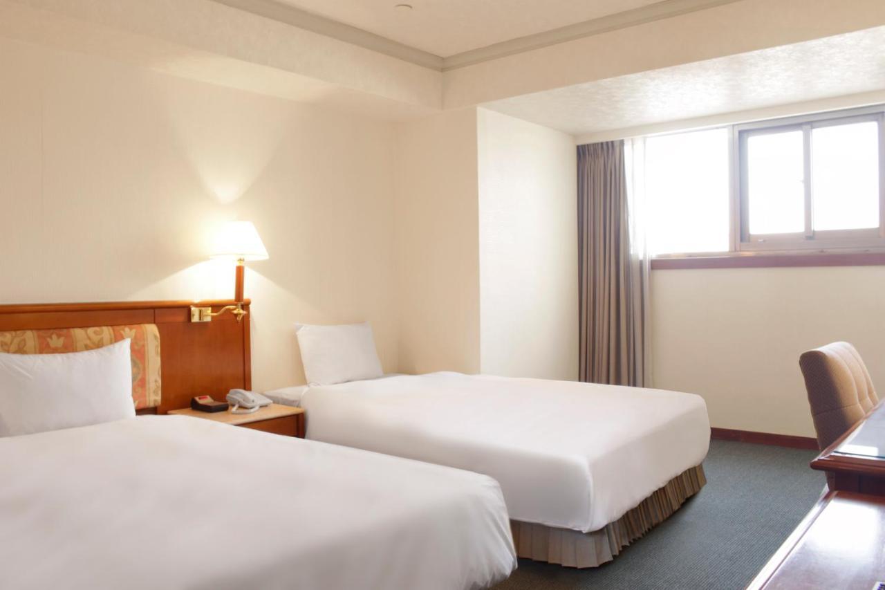 Hotel Avenue Hszincsu Kültér fotó