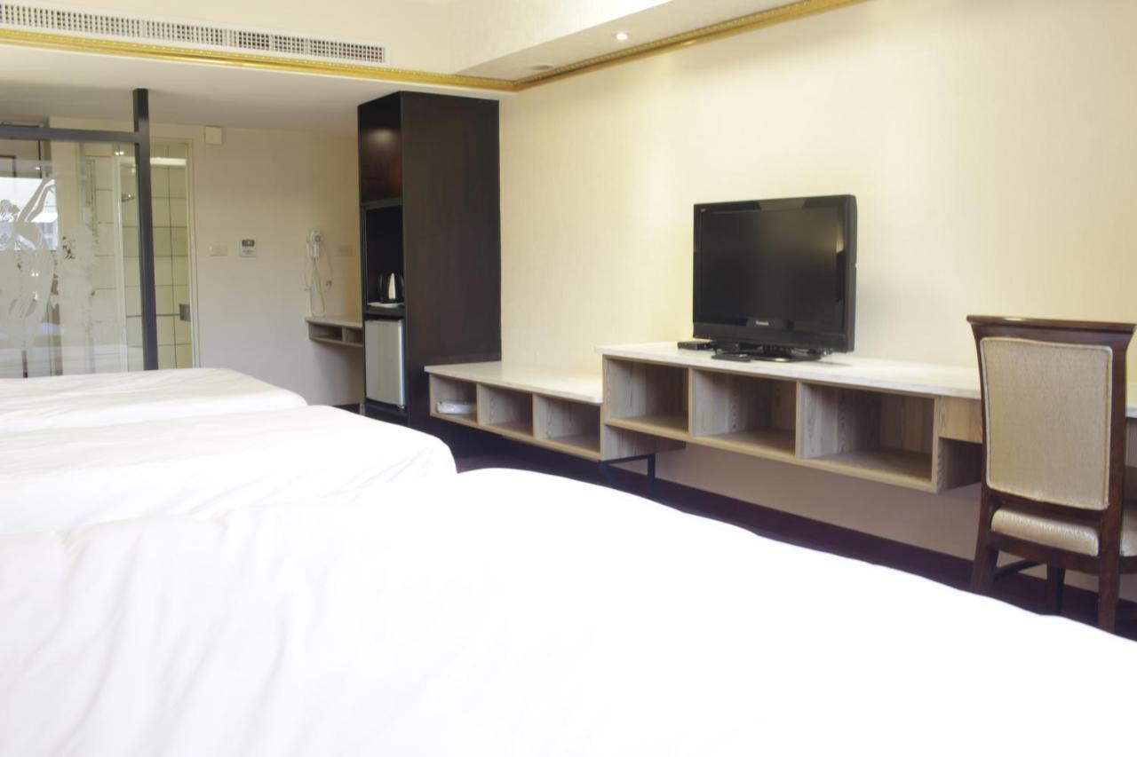 Hotel Avenue Hszincsu Kültér fotó