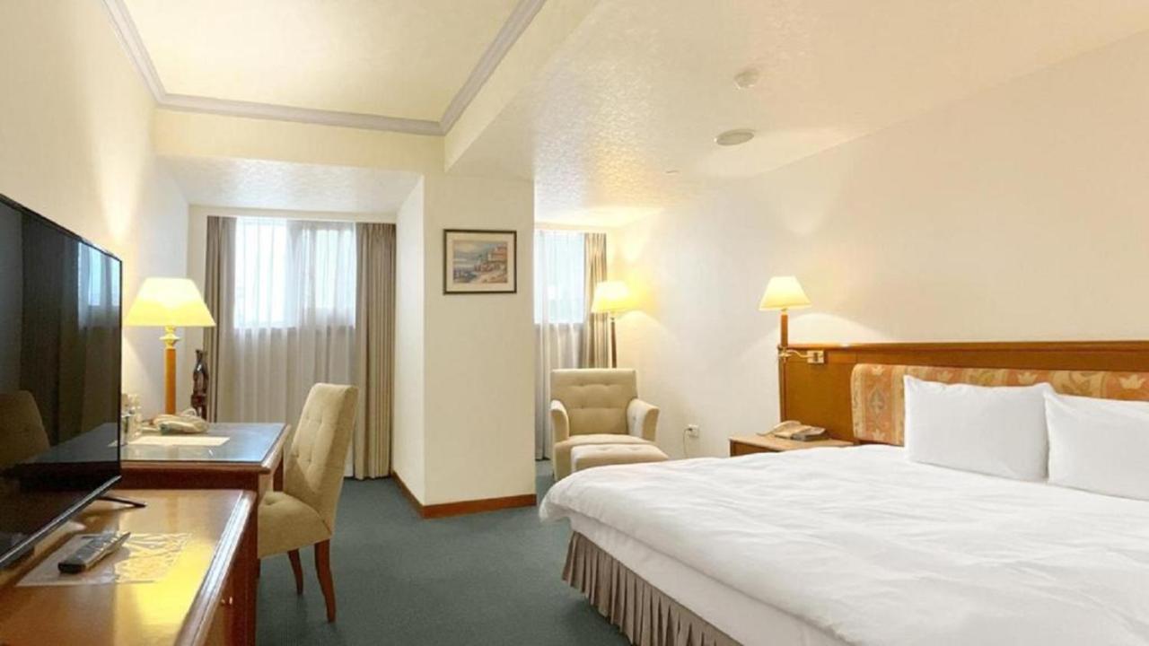 Hotel Avenue Hszincsu Kültér fotó