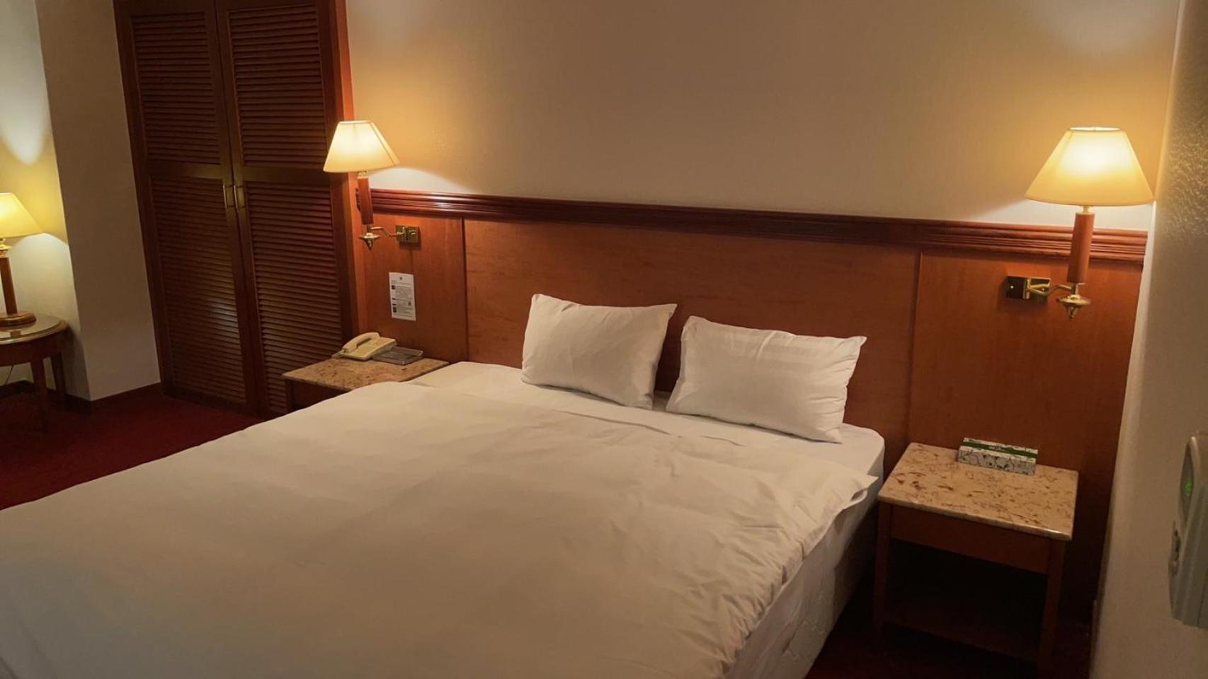 Hotel Avenue Hszincsu Kültér fotó