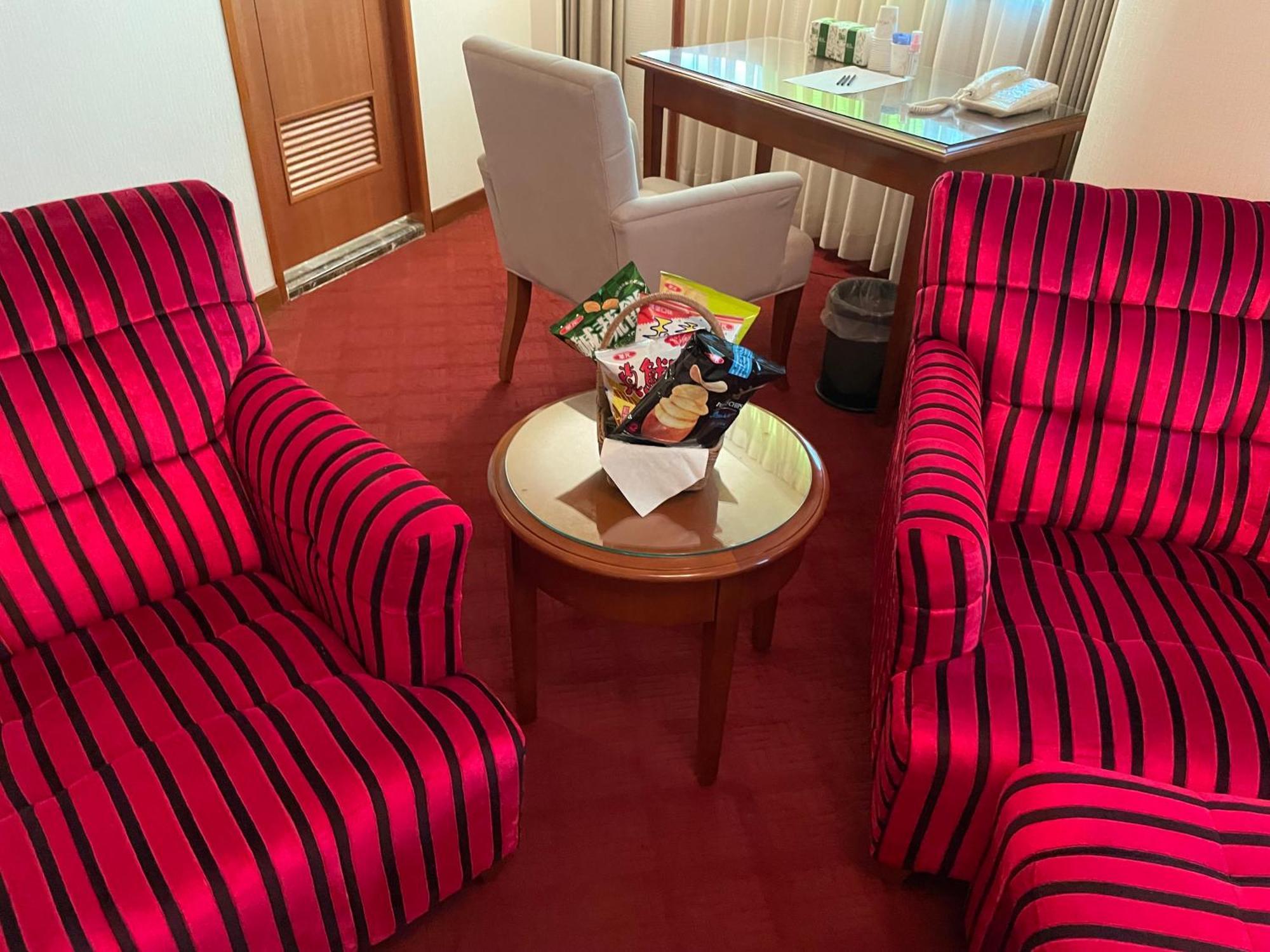 Hotel Avenue Hszincsu Kültér fotó